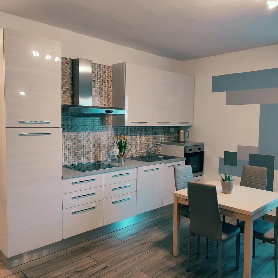 Casa Vacanze Da Marti 티라노 외부 사진
